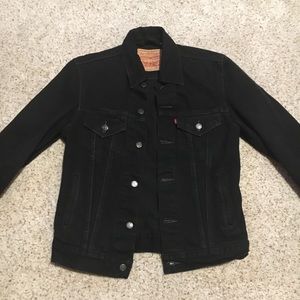 Levi’s trucker jean jacket